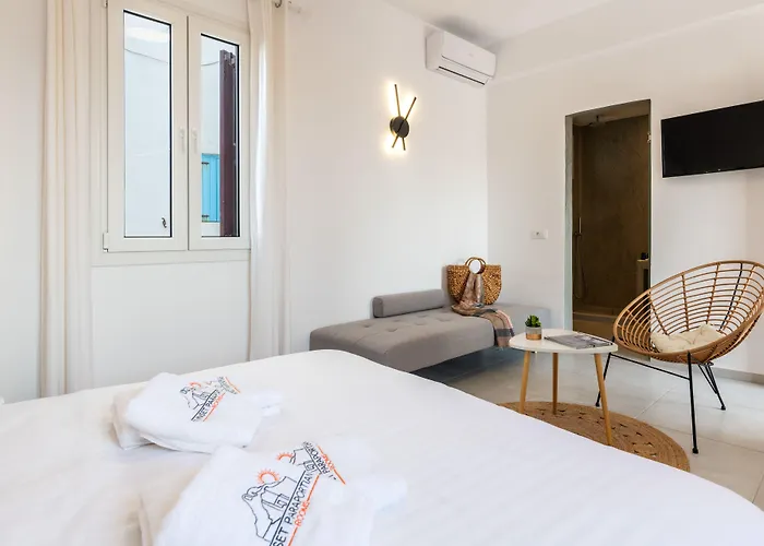 Ξενοδοχείο με διαμερίσματα Sunset Paraportiani