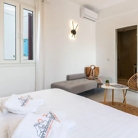 アパートホテル Sunset Paraportiani