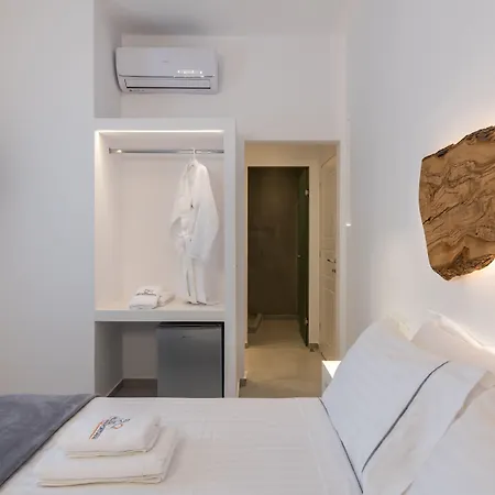 アパートホテル Sunset Paraportiani